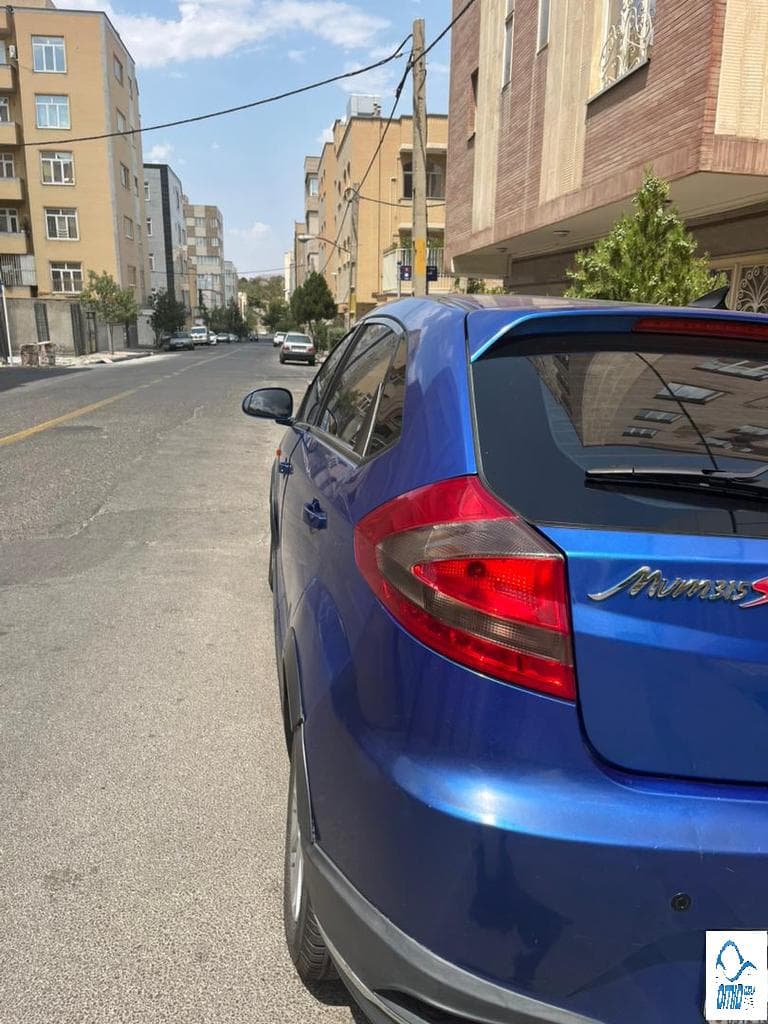 ام و ام ۳۱۵ اس لاکچری - Image 1