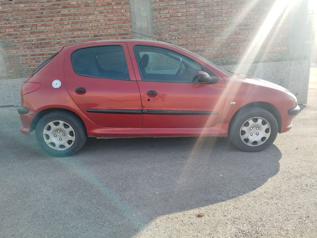 ۲۰۶ تیپ دو مدل ۸۲ - Image 1