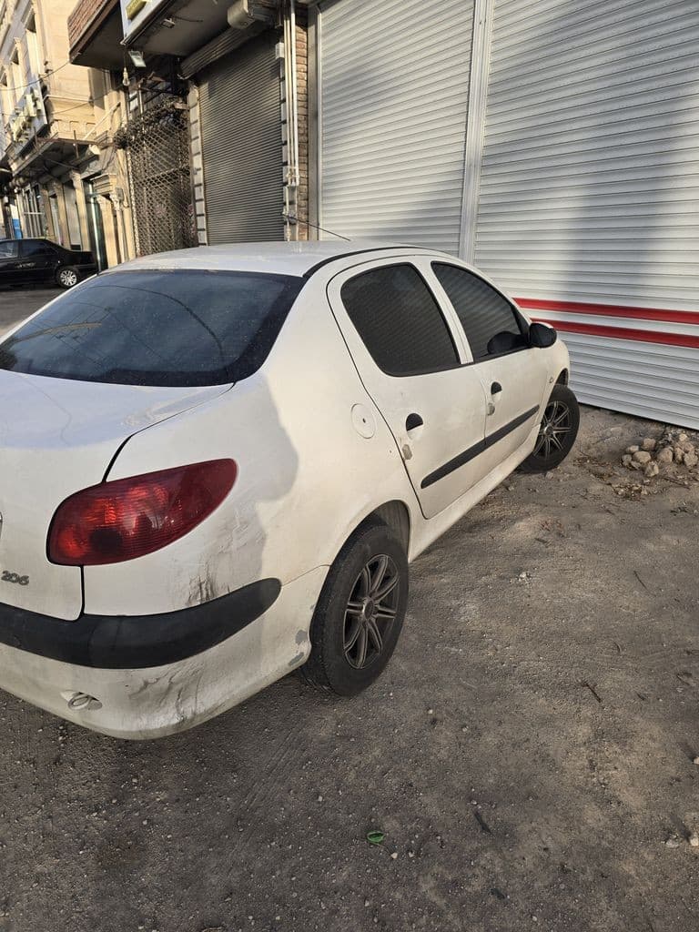 پژو ۲۰۶ sd v8 مدل ۱۳۹۴ - Image 1