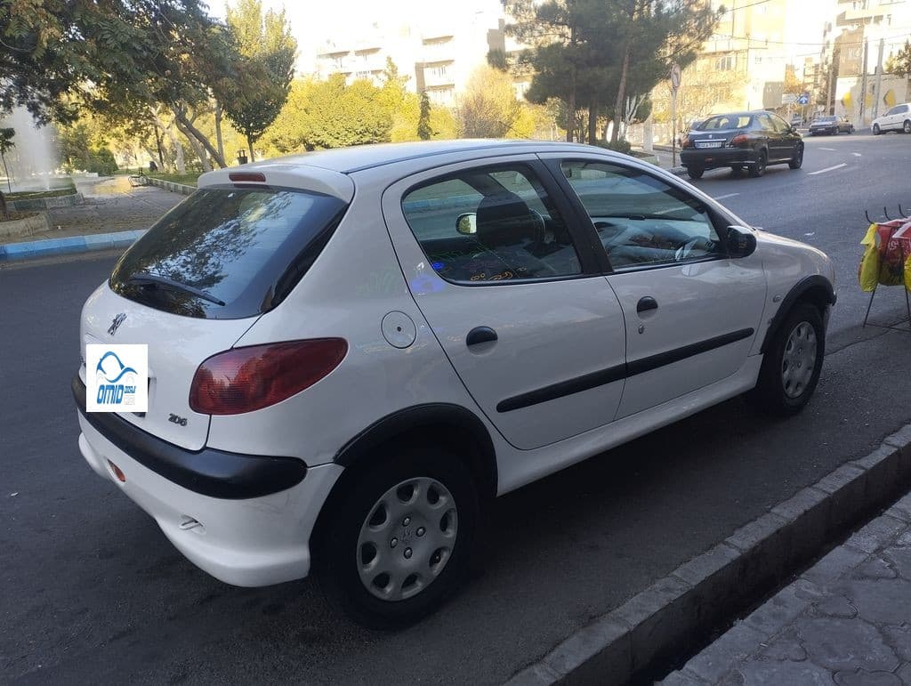 پژو 206 تیپ 5 - Image 1