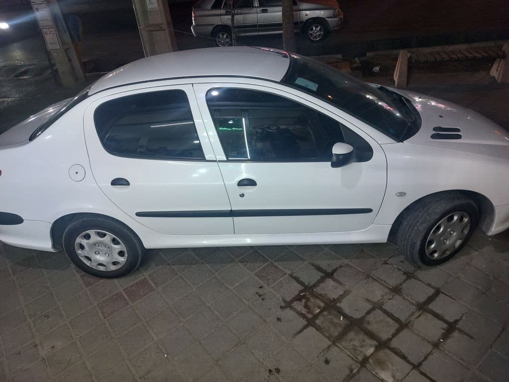 پژو ۲۰۶ sd - Image 1