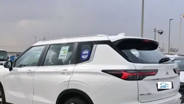 میتسوبیشی آوتلندر ۲۰۲۶ اچ