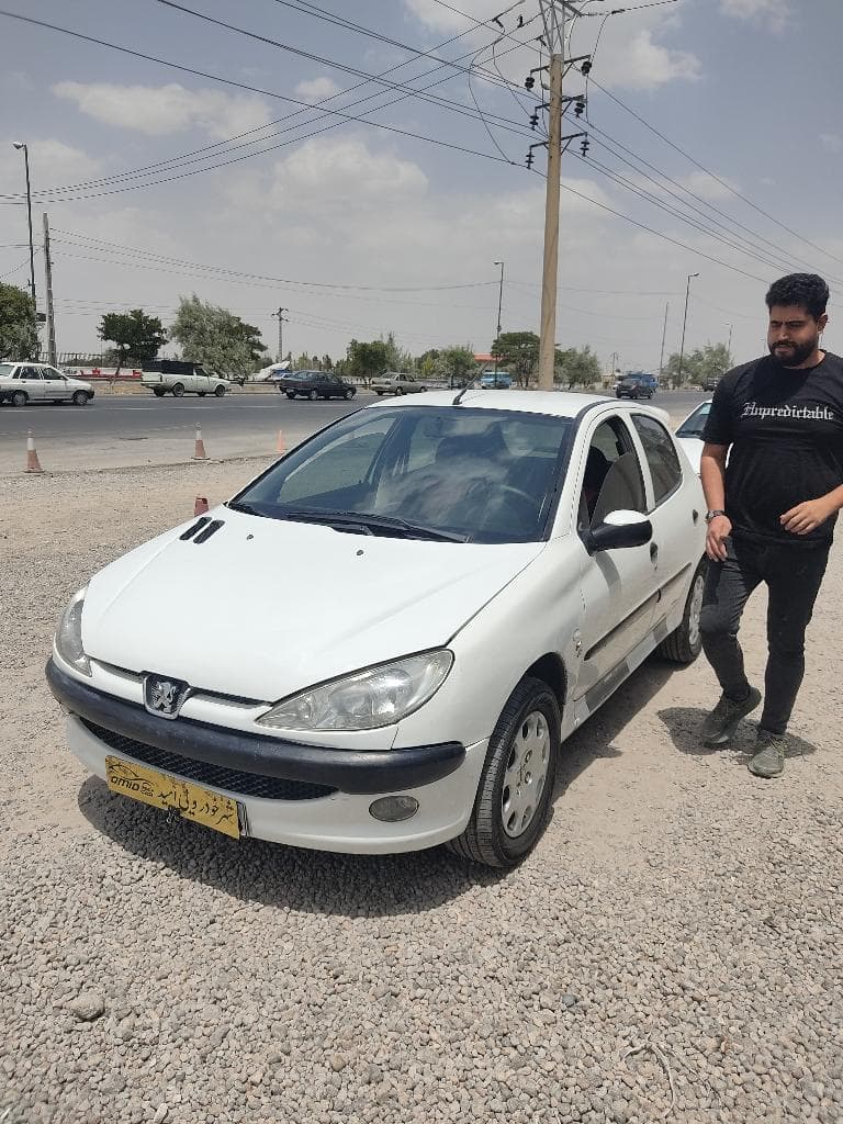 پژو 206تیپ 2مدل 87 - Image 1