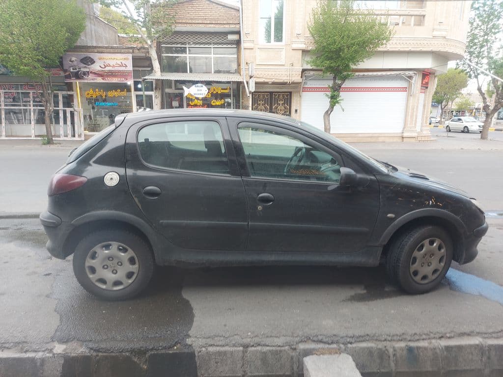 پژو ۲۰۶ تیپ ۲ فرانسه 83 - Image 1