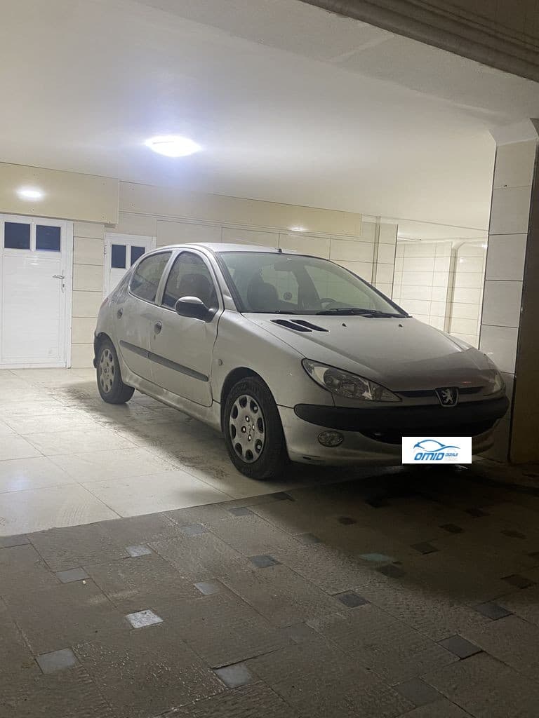 پژو ۲۰۶ ت ۲ مدل ۸۴ - Image 1