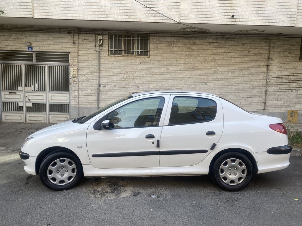 پژو ۲۰۶ SD V8 مدل ۹۶ - تصویر 1
