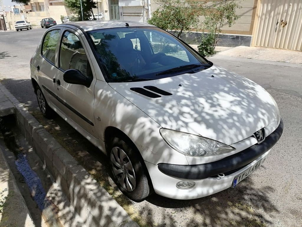 پژو ۲۰۶ تیپ ۲ مدل ۹۵ - Image 1