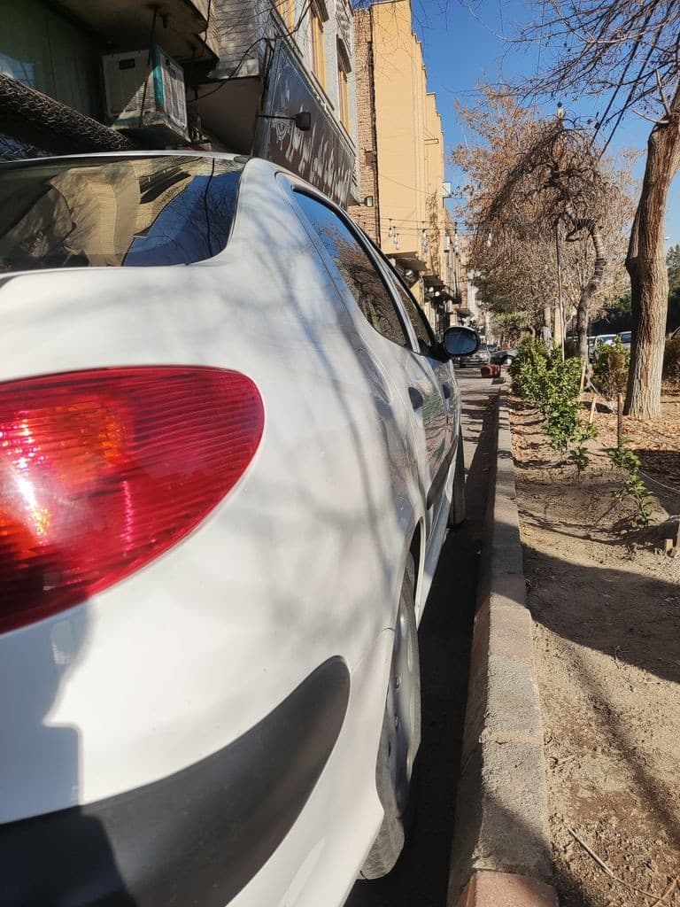 206sd v8 بدون رنگ - Image 1