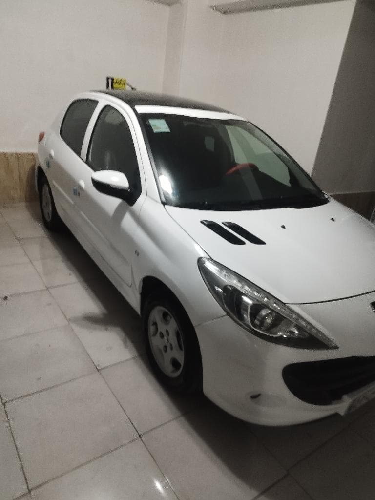 پژو 207پانورما - Image 1