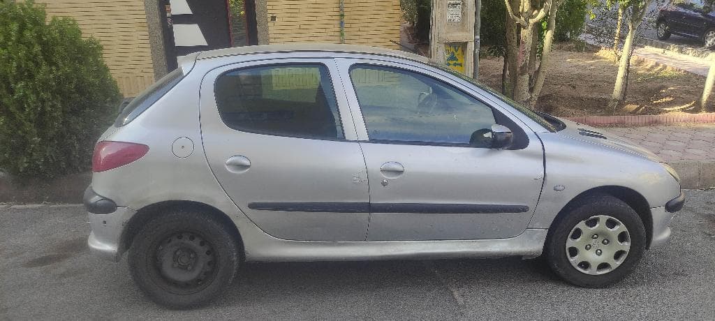 پژو ۲۰۶  تیپ ۵ - Image 1