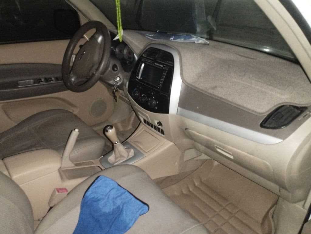 ام وی ام ایکس ۳۳ - Image 1