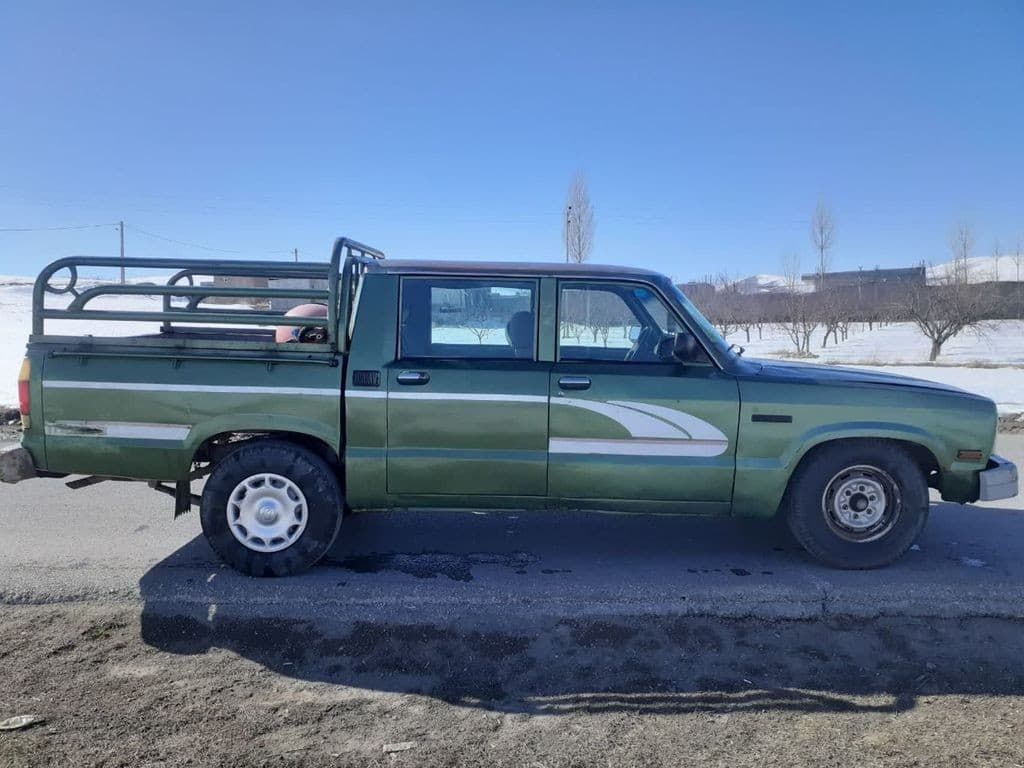 مزدا ۲۰۰۰دوکابین - Image 1