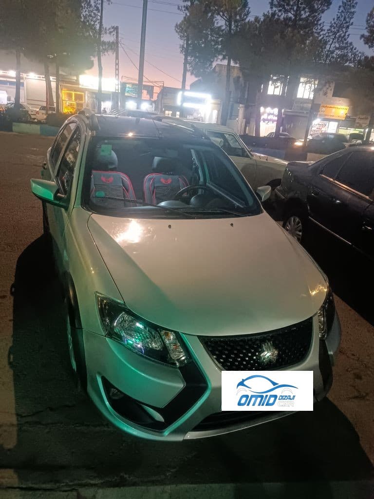 کوییک R مدل ۱۴۰۱ نقره ای متالیک فوق العاده - Image 1