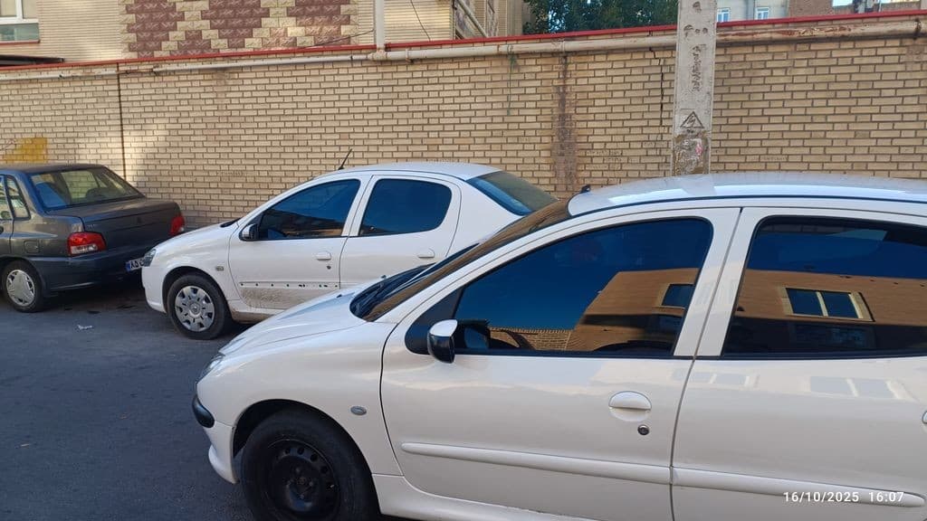 پژو206تیپ 5 مدل 96 - Image 1