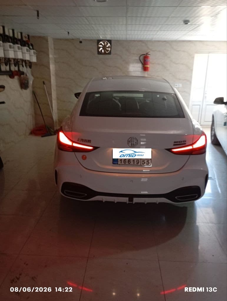 ام جی5 فول 2025 - Image 1