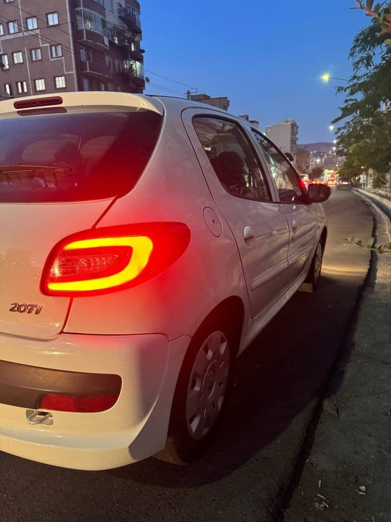 207 سقف فلز دنده ای فرمان برقی - تصویر 1