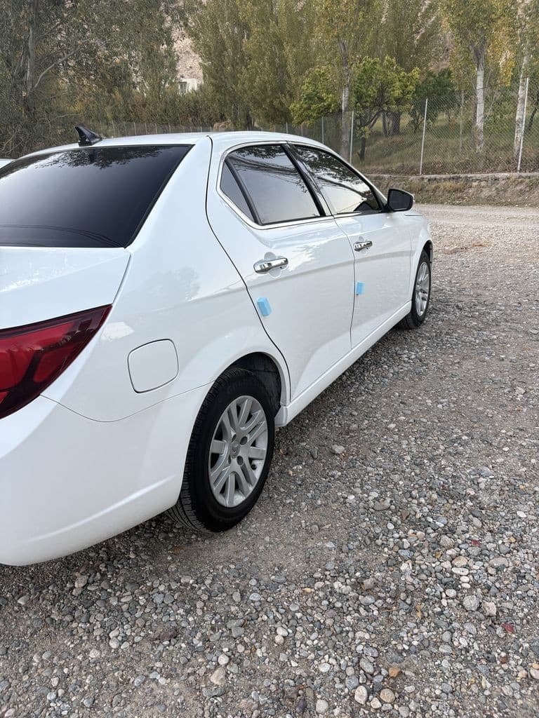 دنا پلاس بورسی ۱۴۰۲ - Image 1