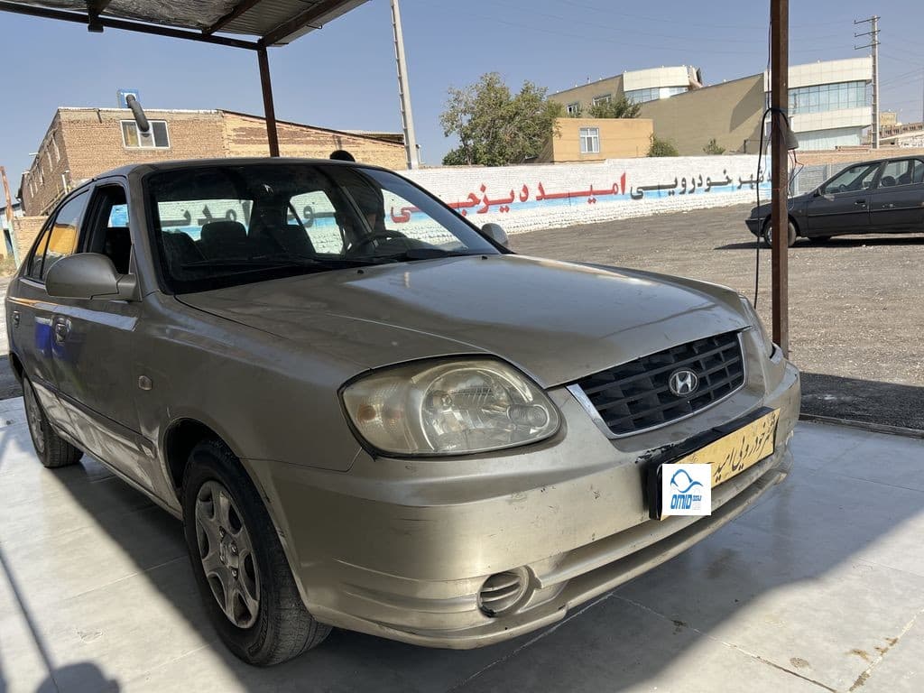 هیوندای ورنا مدل ۸۳ - Image 1