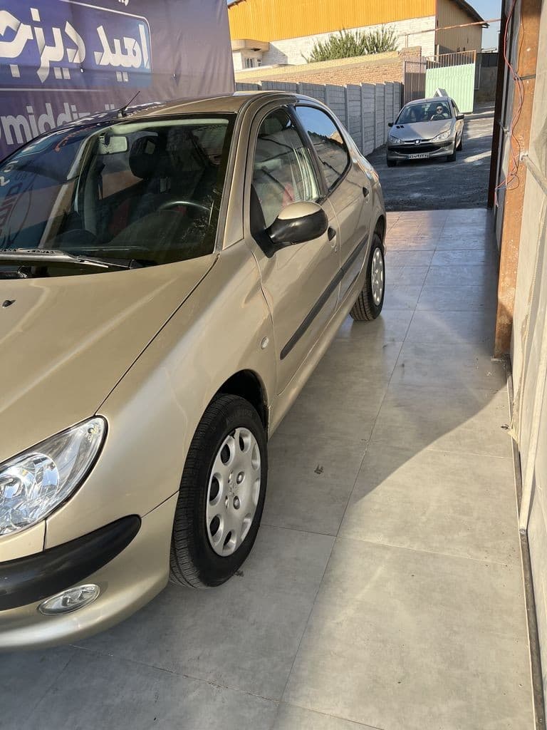 پژو ۲۰۶ تیپ ۵ مدل ۸۴ - Image 1