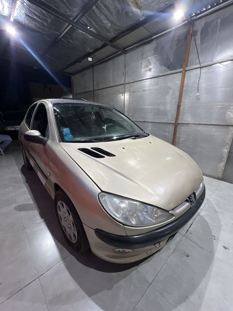 پژو 206 تیپ 2مدل 82 - Image 1