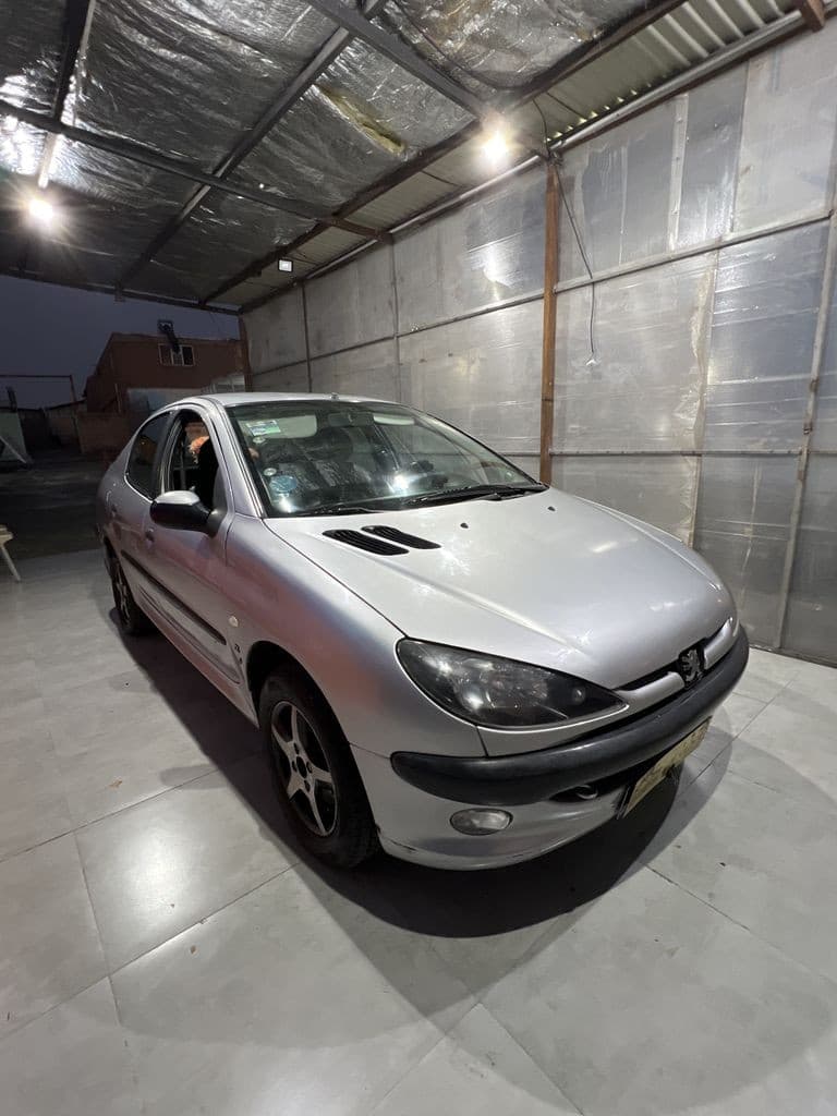 پژو 206sd v2مدل 88 - Image 1