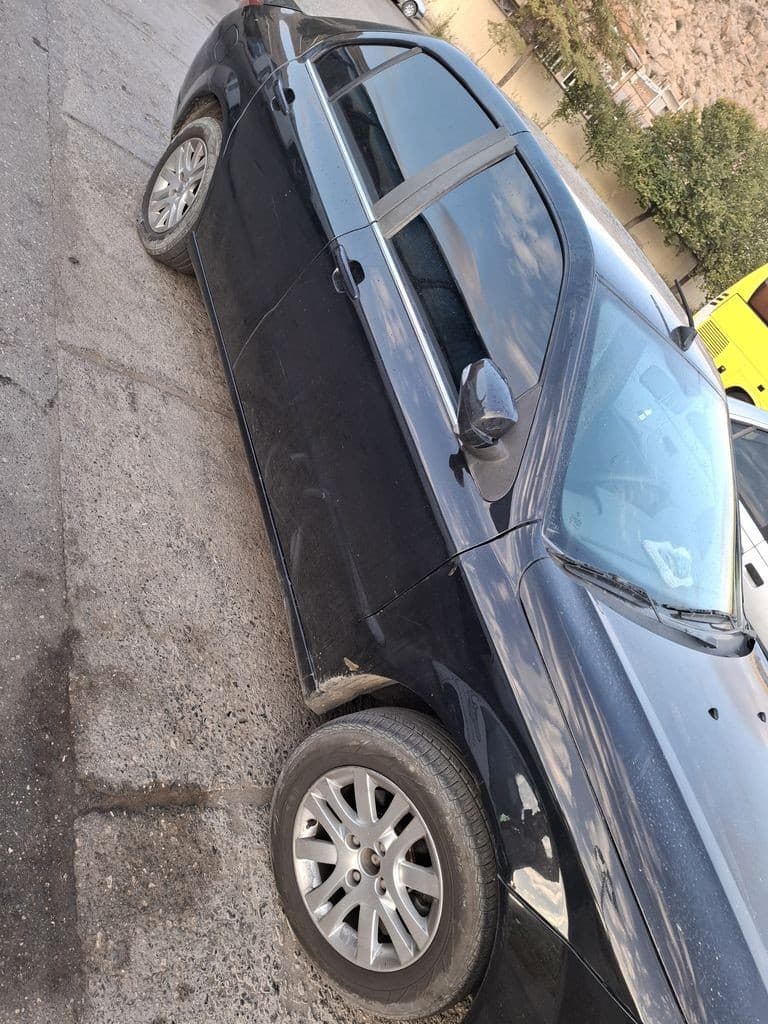 دنا تیپ 2 رنگ مشکی مدل 1395 - Image 1