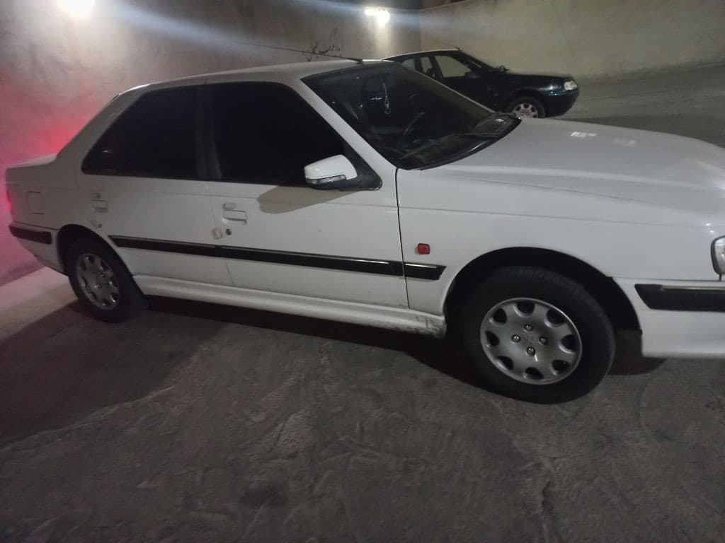 پژو پارس xu7 - Image 1