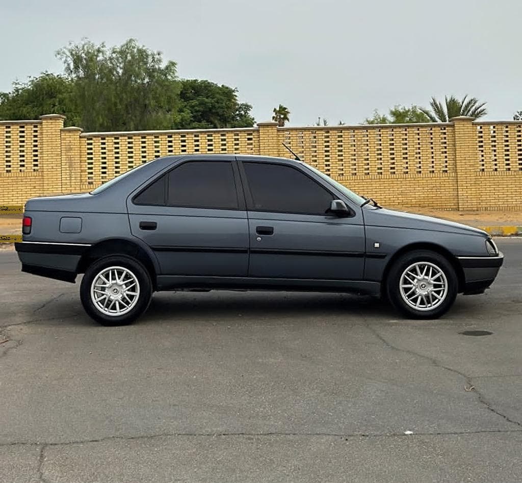 پژو 405 مدل 93 بدون رنگ - Image 1