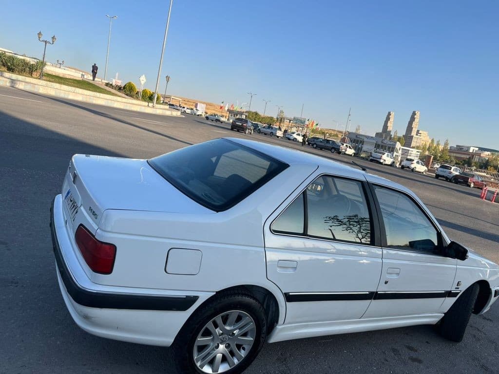 پژو پارسtu5 مدل ۹۴ - Image 1