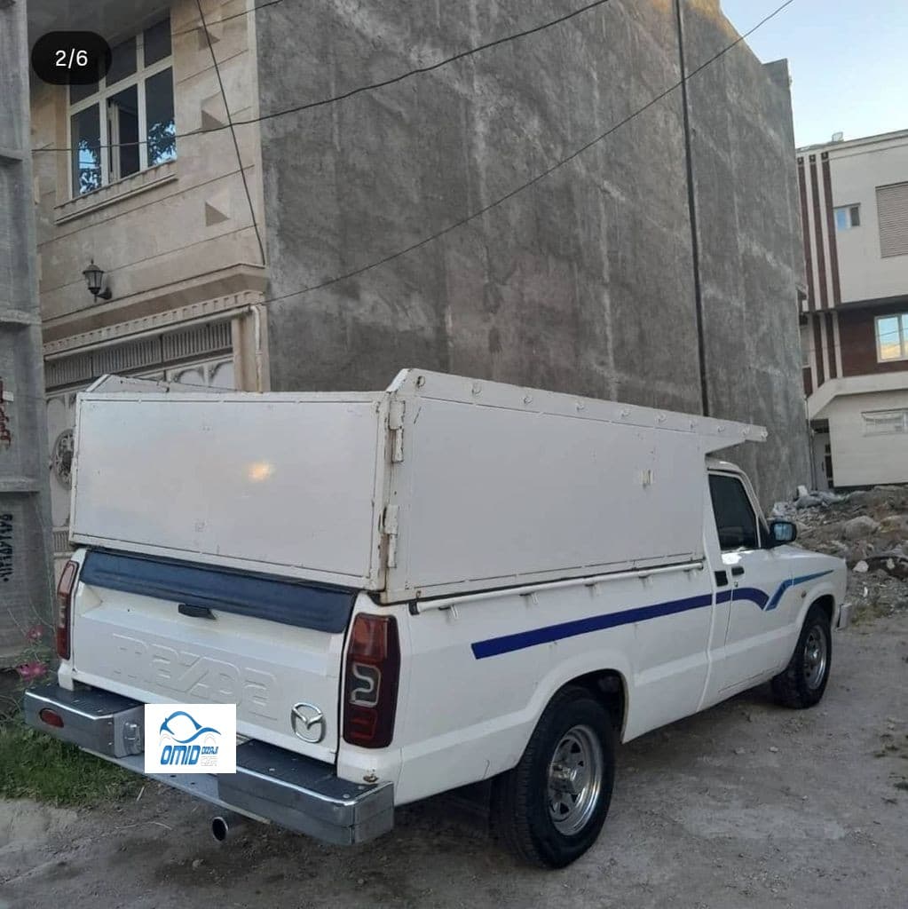 مزدا کارا ۲۰۰۰تک کابین - Image 1