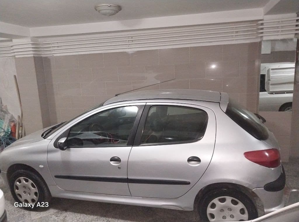 پژو ۲۰۶ تیپ ۳ فرانسه تک برگ سند - Image 1