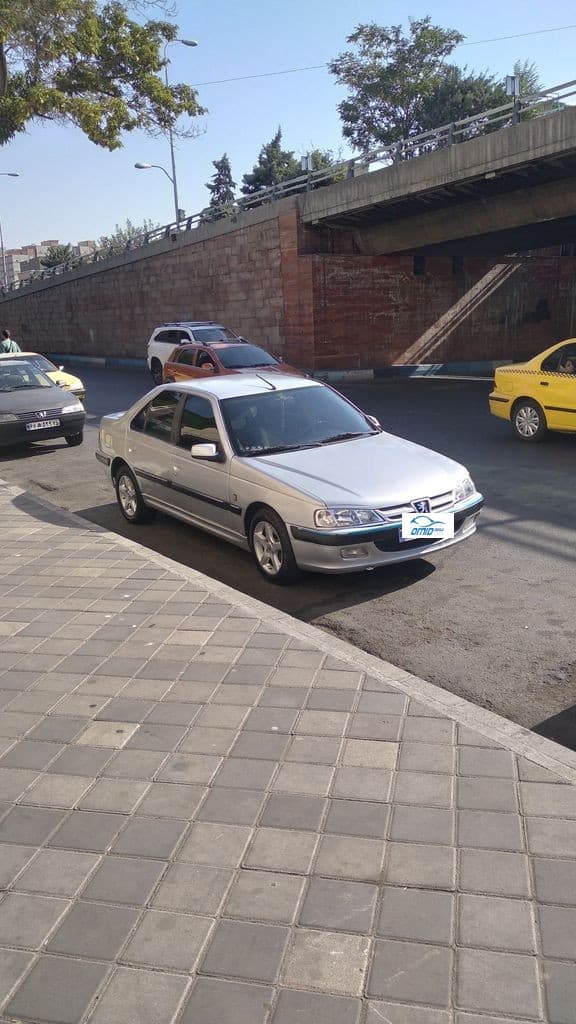 پژو پارس مدل ۸۴ - Image 1