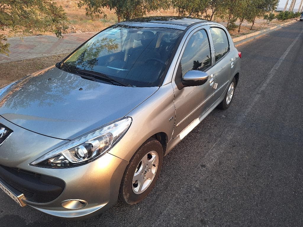 پژو ۲۰۷ اتومات پاناروما ۱۴۰۴ - Image 1