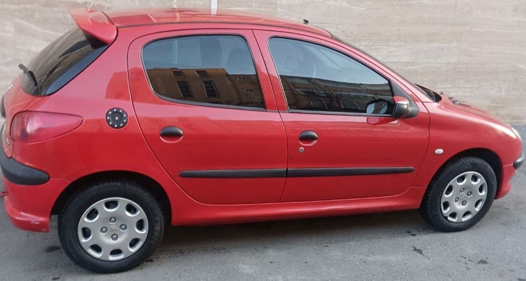 پژو 206 مدل 1395 - Image 1