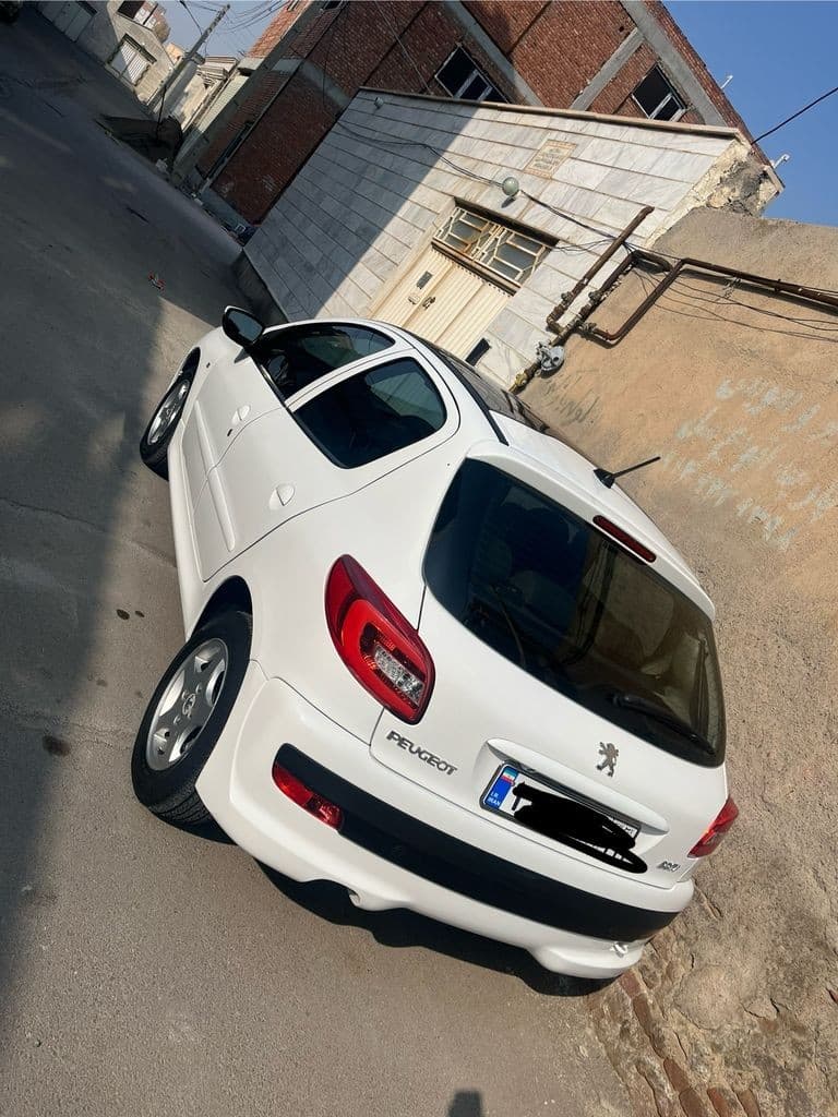 پژو ۲۰۷ سقف پانا مدل 1400 - Image 1