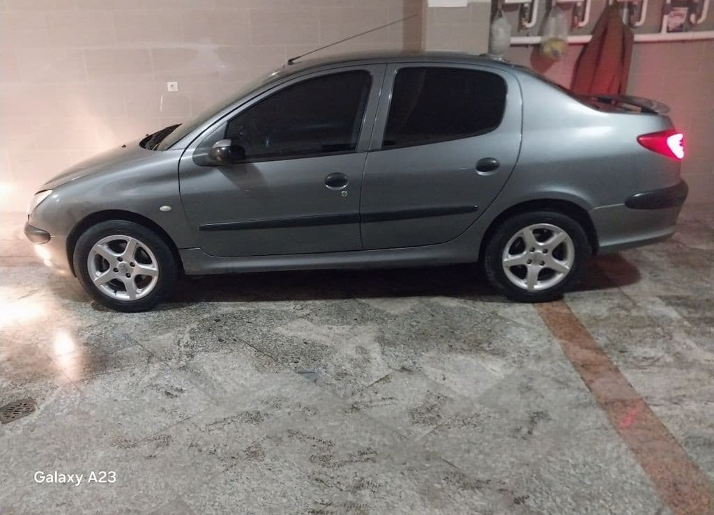 ۲۰۶ sd v8 اسپرت در حد معاوضه هم دارم - Image 1